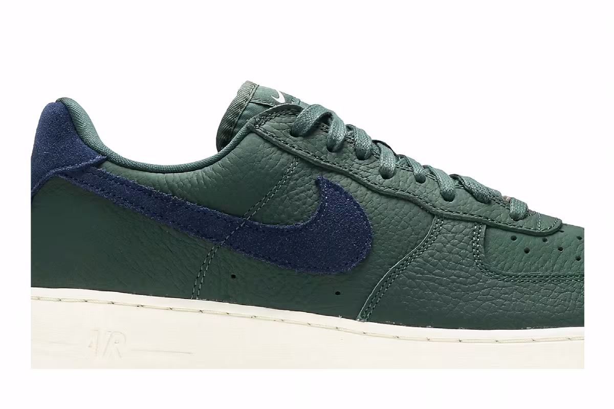 Nike Air Force 1 ’07 Craft Galactic Jade, view 3