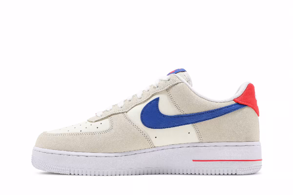 Nike Air Force 1 Coconut Milk Hyper Royal, view 4
