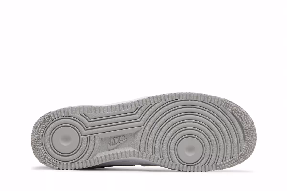 Nike Air Force 1 Athletic Club, view 5