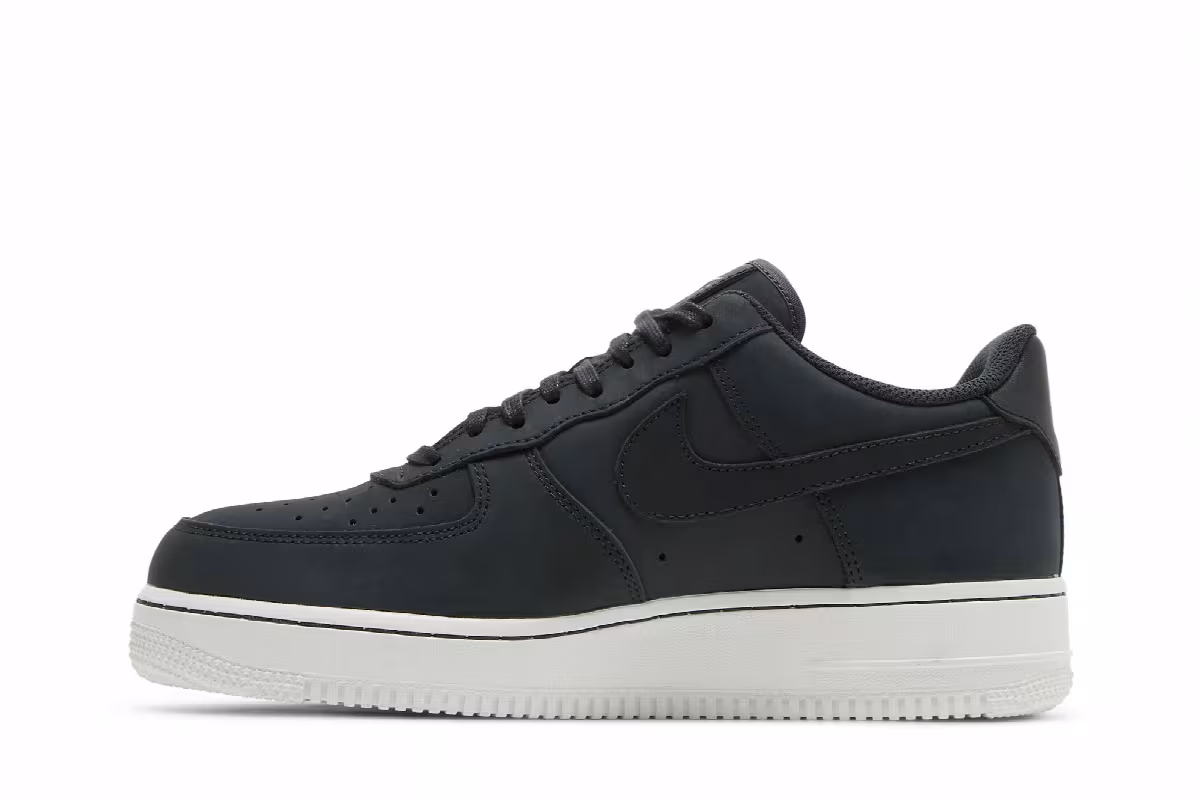 Nike Air Force 1 Low LX Off-Noir, view 4
