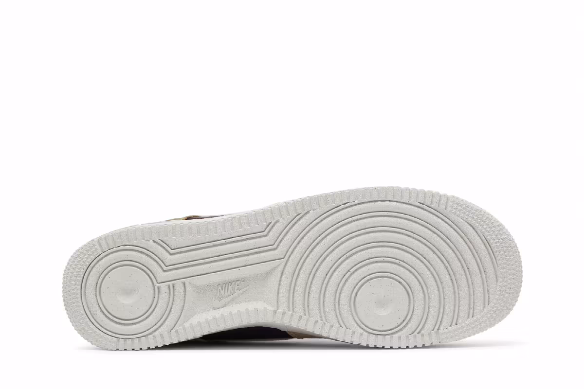 Nike Air Force 1 Toasty - Brown Kelp, view 5