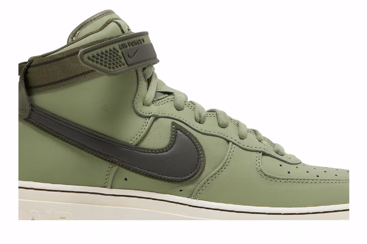 Nike Air Force 1 High Oil Green, view 3