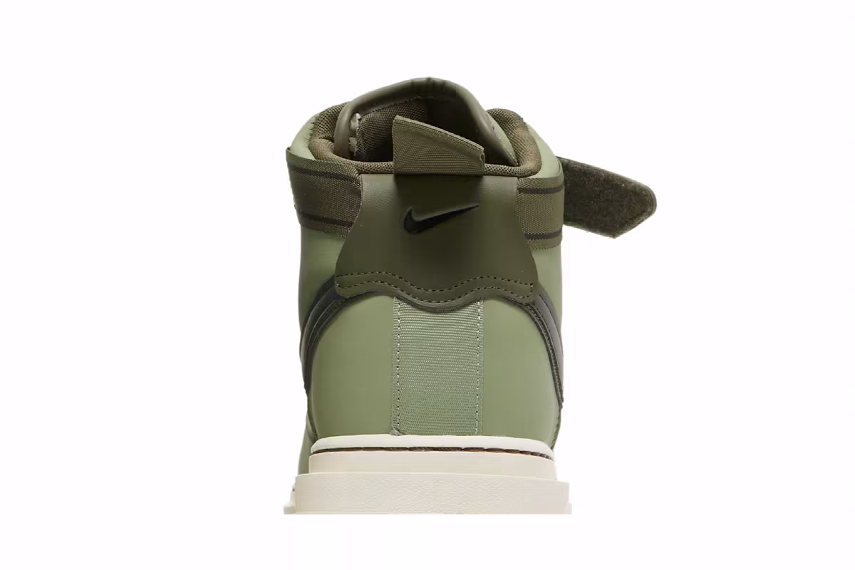 Nike Air Force 1 High Oil Green, view 8