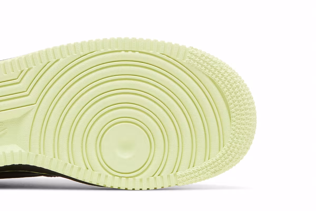Nike Air Force 1 Low Ribbon - Volt, view 6