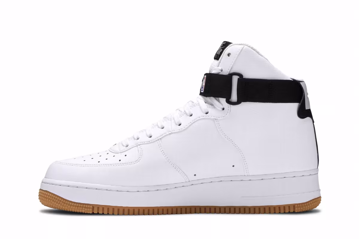 Nike NBA x Air Force 1 High White University Gold, view 4