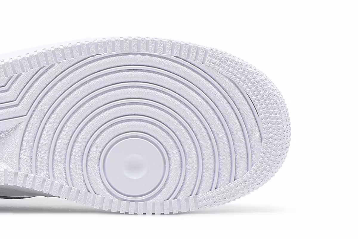 Nike Air Force 1 Triple White, view 6