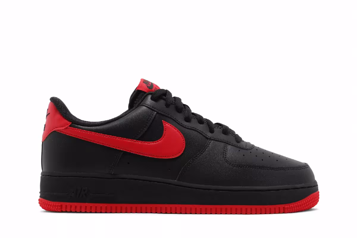 Nike Air Force 1 Low Bred, view 2