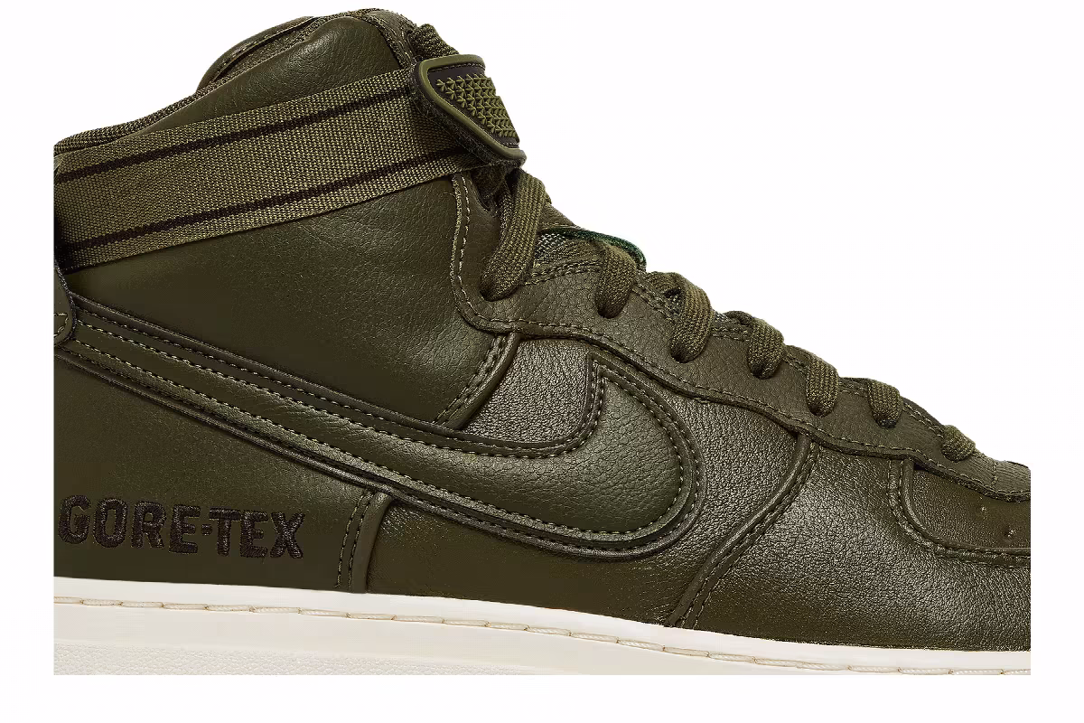Nike Air Force 1 GTX Boot Medium Olive, view 3