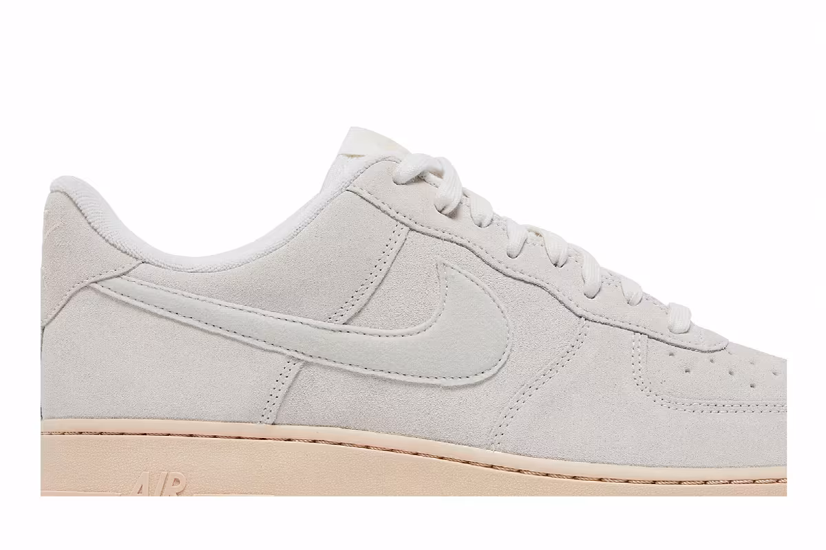 Nike Air Force 1 Winter Premium Summit White, view 3