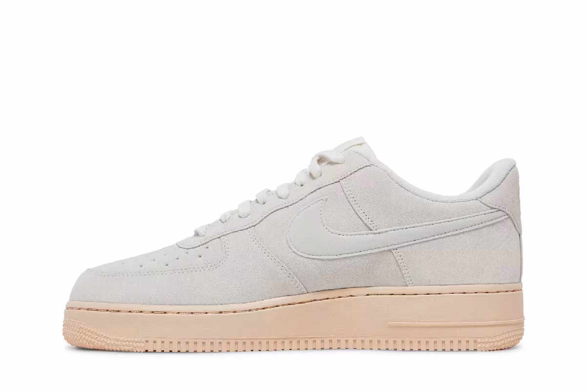Nike Air Force 1 Winter Premium Summit White, view 4