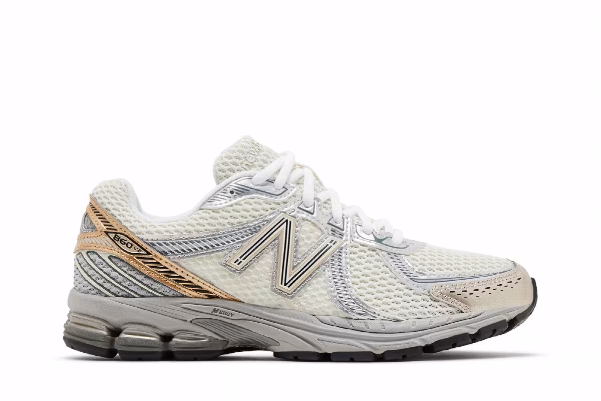 New Balance 860v2 Sea Salt Gold Metallic, view 2