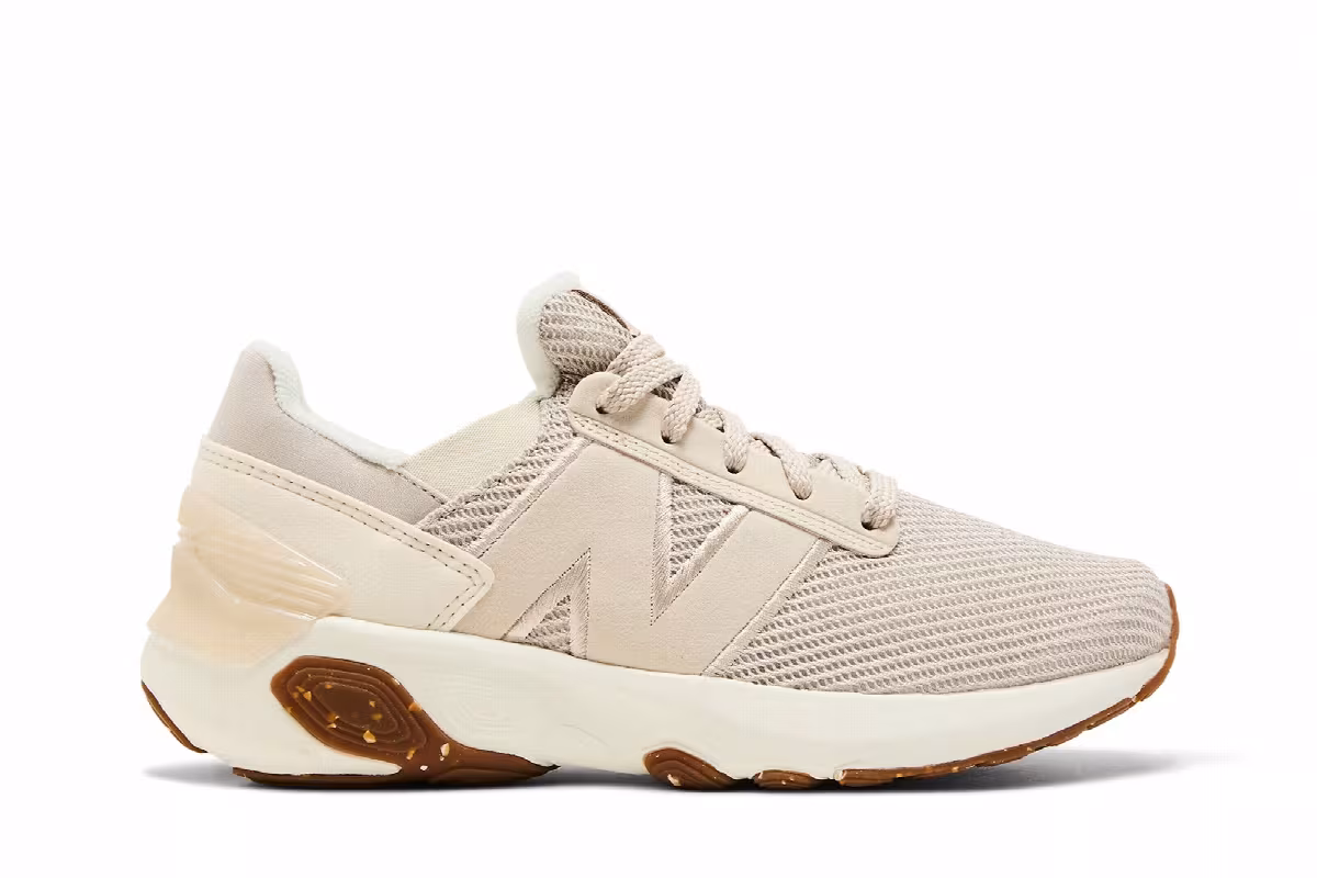 New Balance Women's Fresh Foam X 1440 Timberwolf, view 2