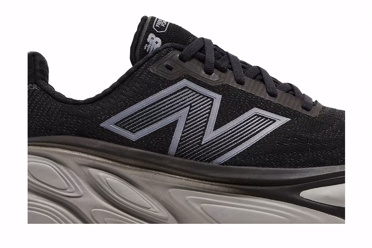 New Balance Fresh Foam X More v5 Black Silver Metallic, view 3