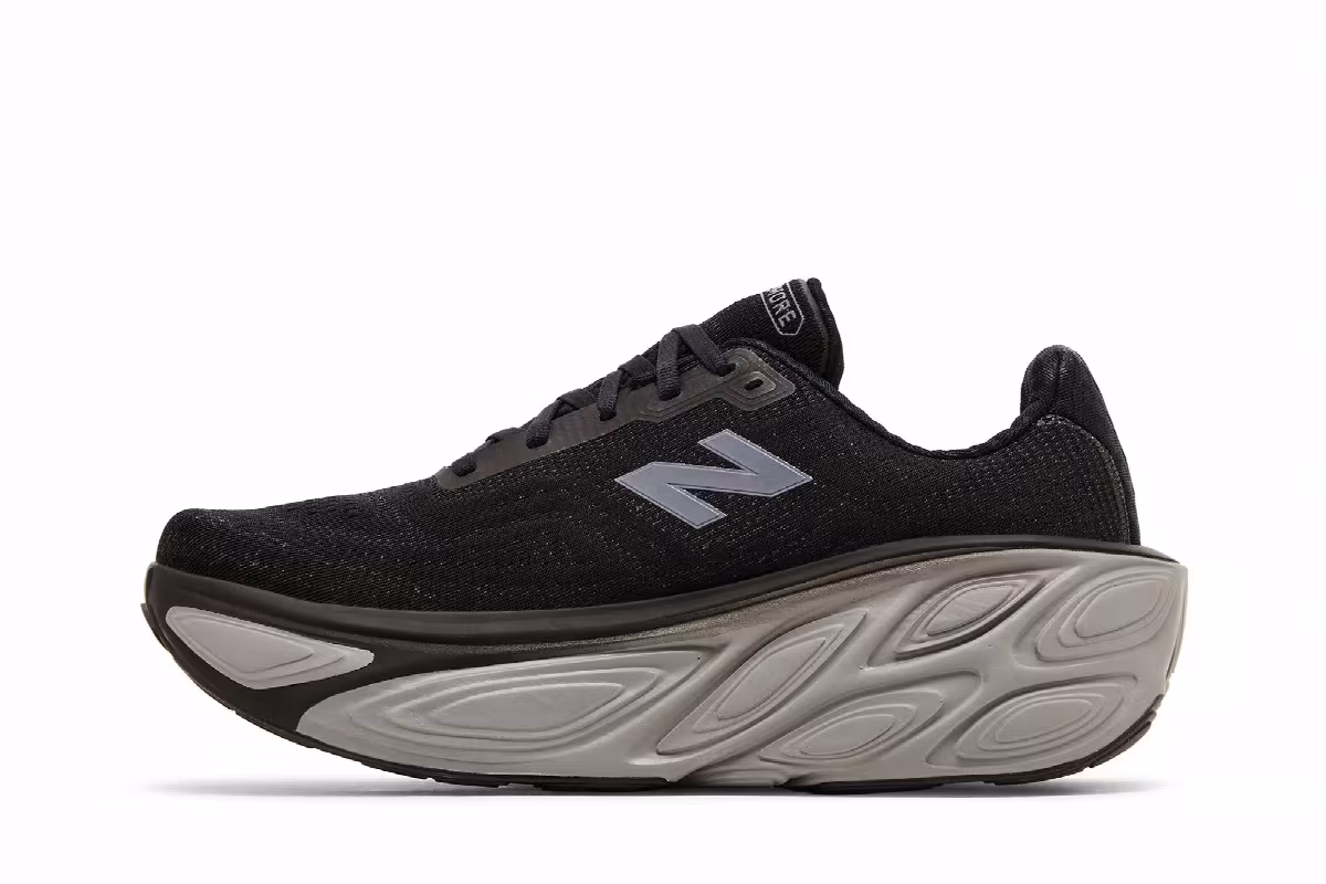 New Balance Fresh Foam X More v5 Black Silver Metallic, view 4