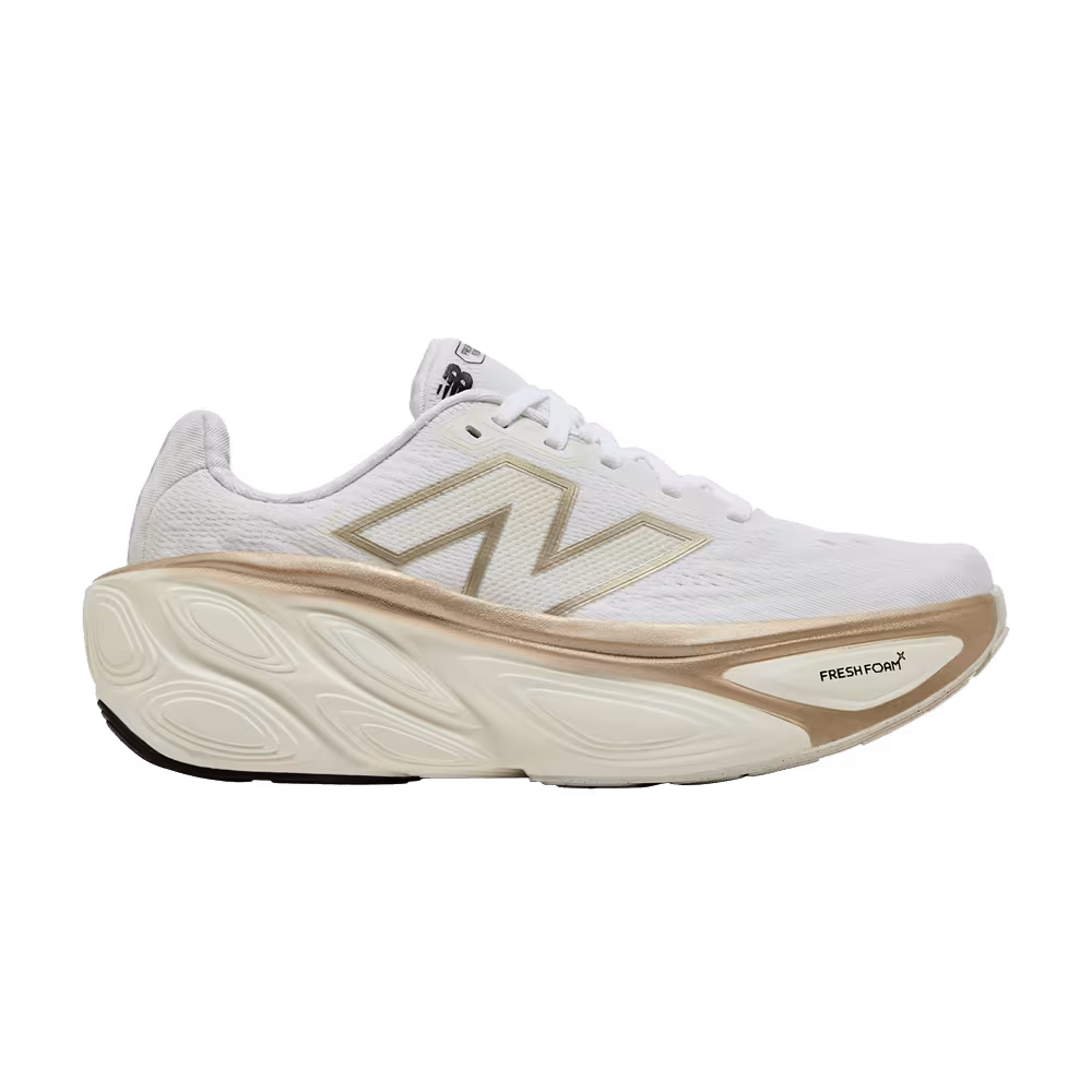 New Balance Women's Fresh Foam X More v5 Sea Salt Light Gold Metallic