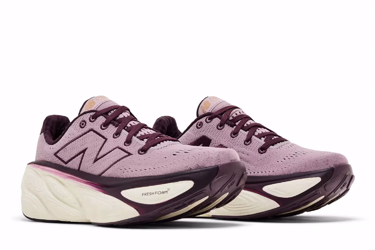 New Balance Women's Fresh Foam X More v5 Ice Wine, view 9