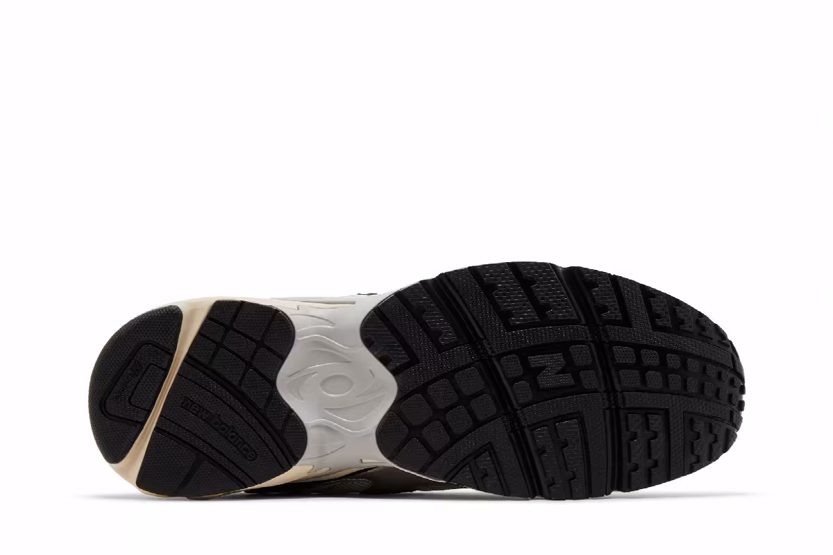 New Balance 725v1 Grey Matter Black, view 5