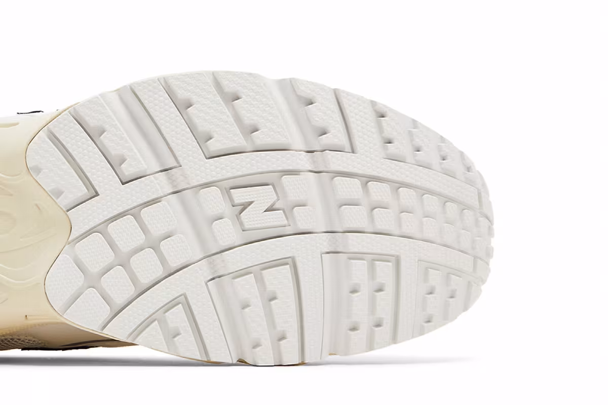 New Balance 725v1 Sea Salt Phantom Bone, view 6