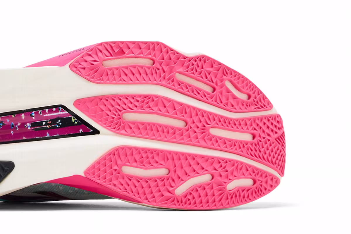 New Balance FuelCell SuperComp Elite v4 TCS NYC Marathon, view 6