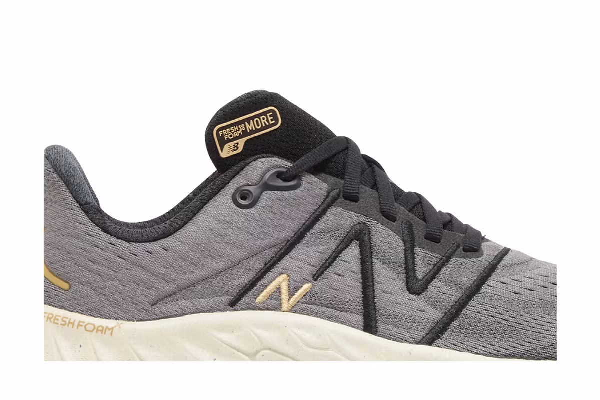 New Balance Women's Fresh Foam X More v4 Black Dolce, view 3
