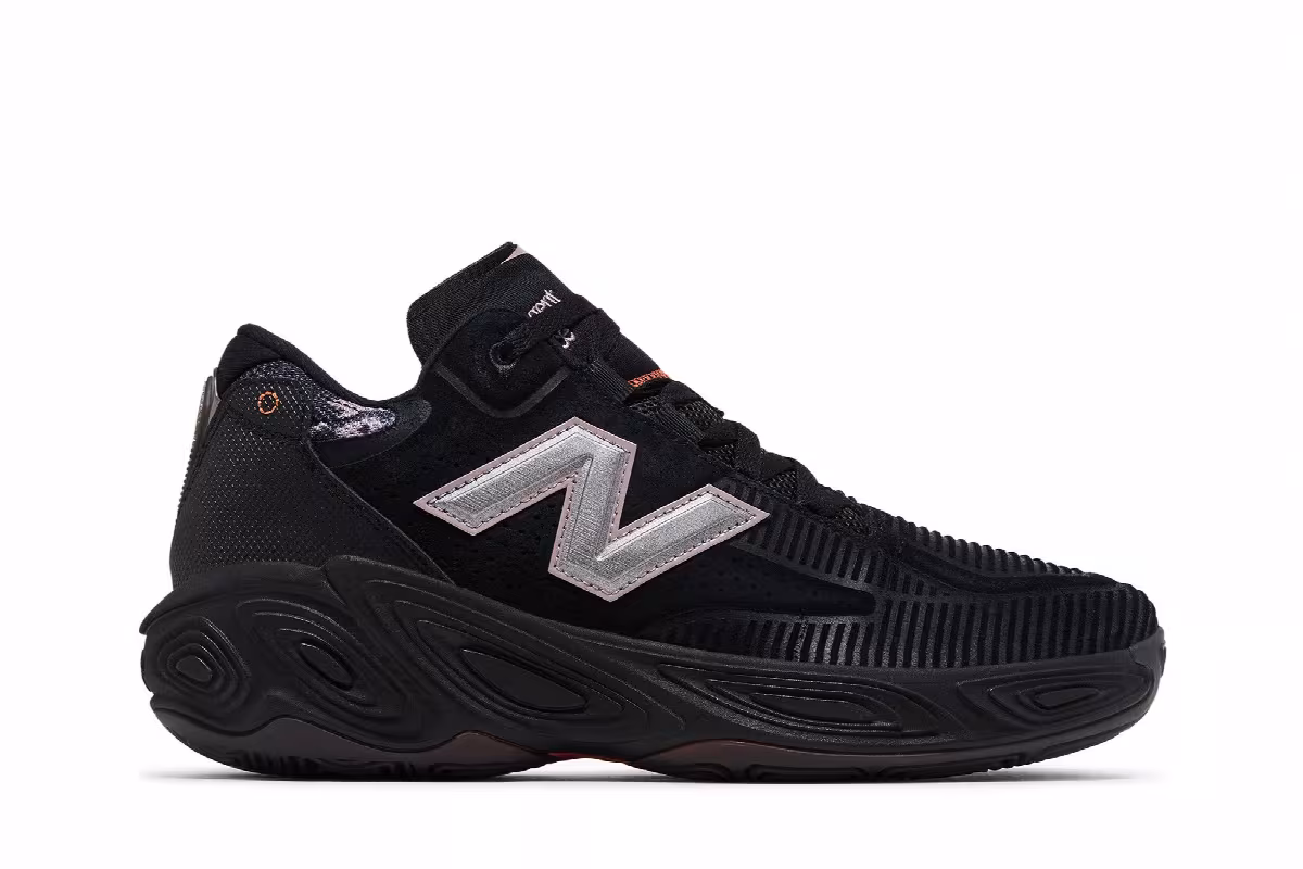New Balance Fresh Foam BB v2 Team Tactical Pack, view 2