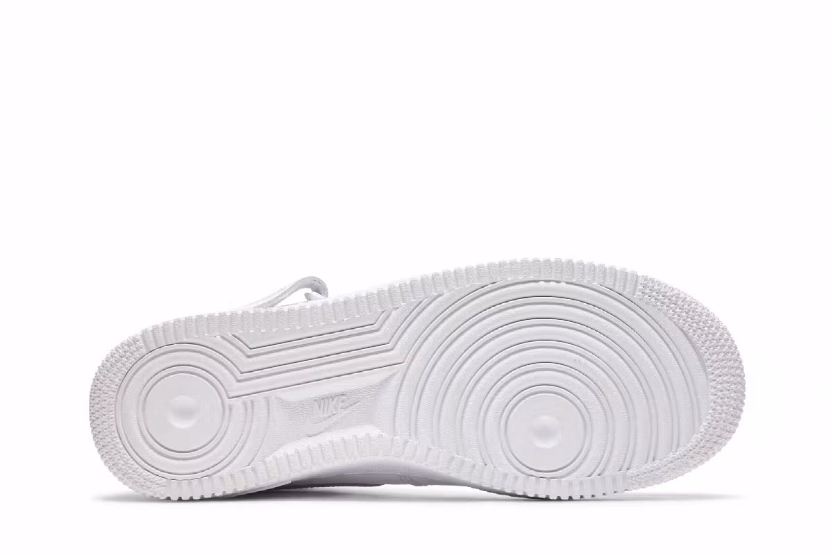 Nike Women's Air Force 1 Triple White, view 5
