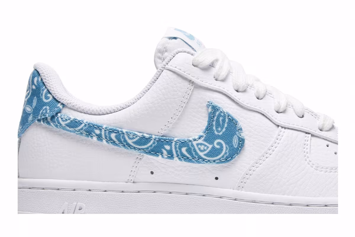Nike Women's Air Force 1 Blue Paisley, view 3