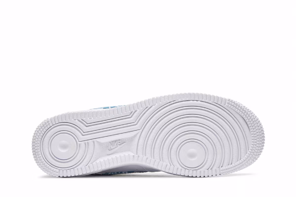 Nike Women's Air Force 1 Blue Paisley, view 5