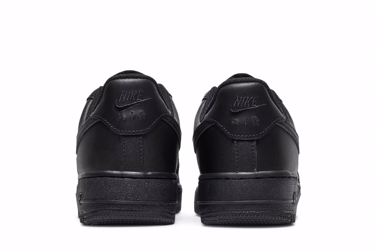 Nike Women's Air Force 1 Triple Black, view 7