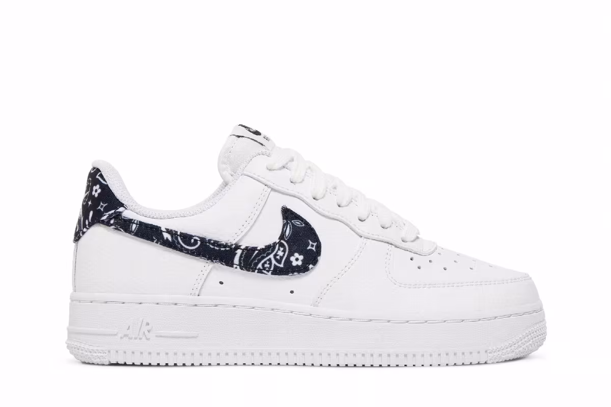 Nike Women's Air Force 1 Black Paisley, view 2