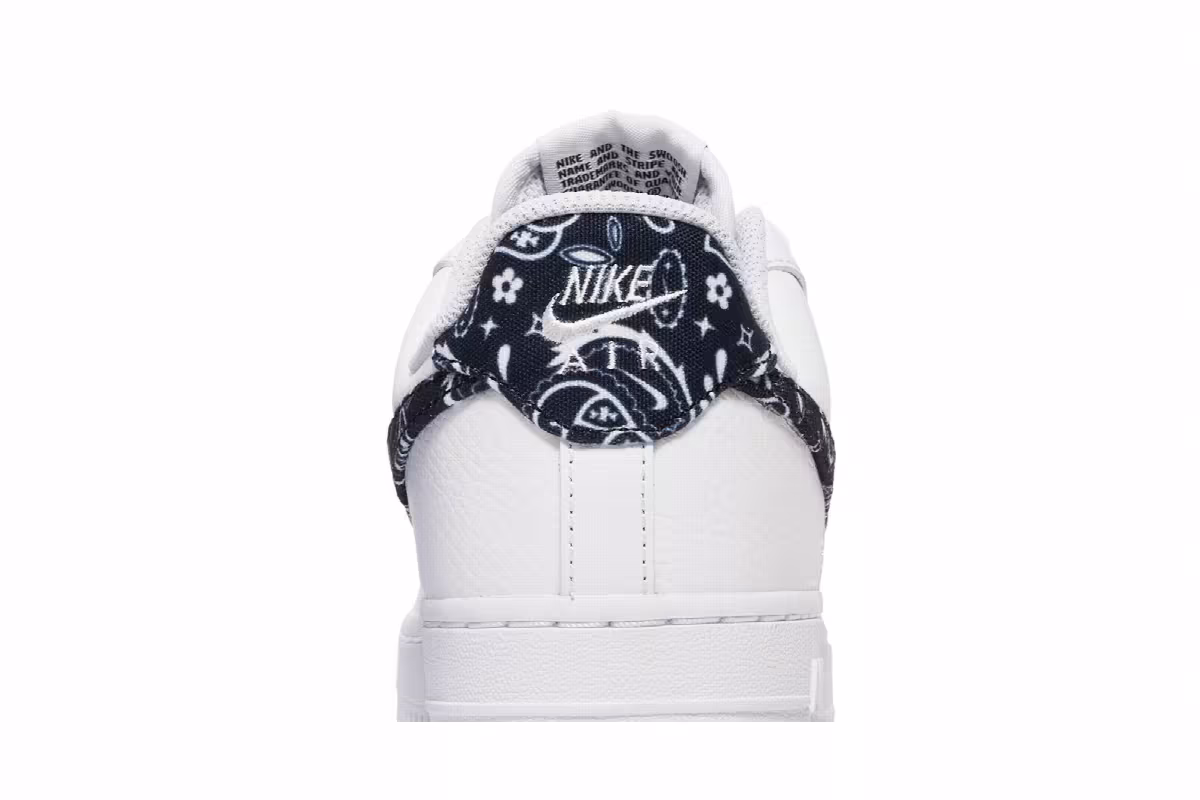 Nike Women's Air Force 1 Black Paisley, view 8