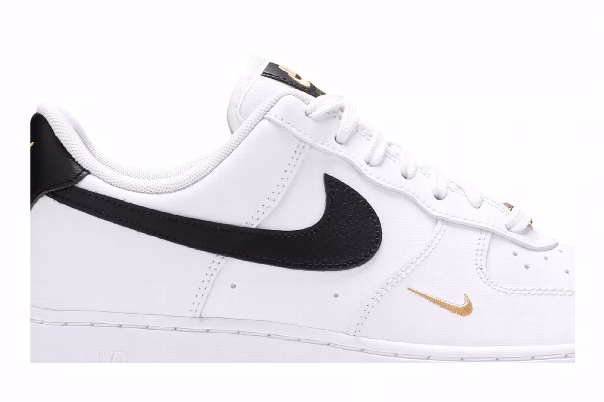 Nike Women's Air Force 1 White Black, view 3