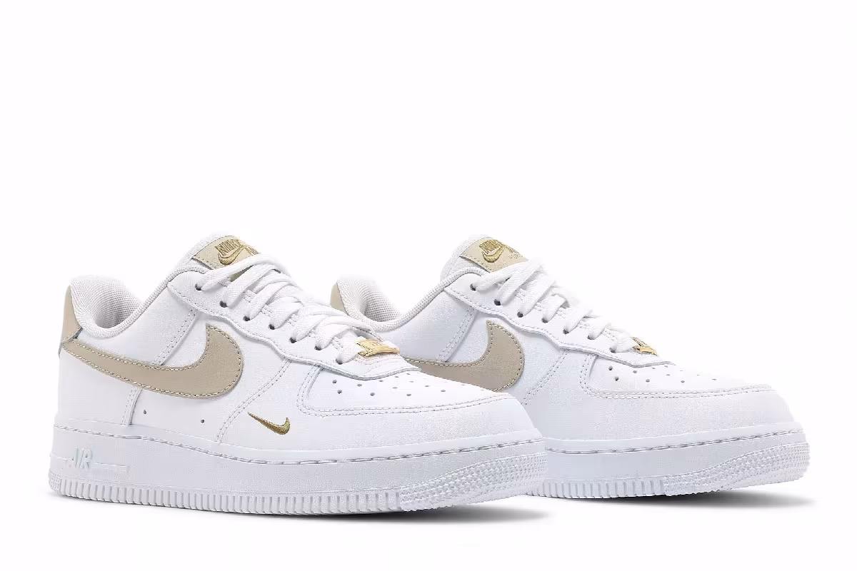 Nike Women's Air Force 1 White Rattan, view 9