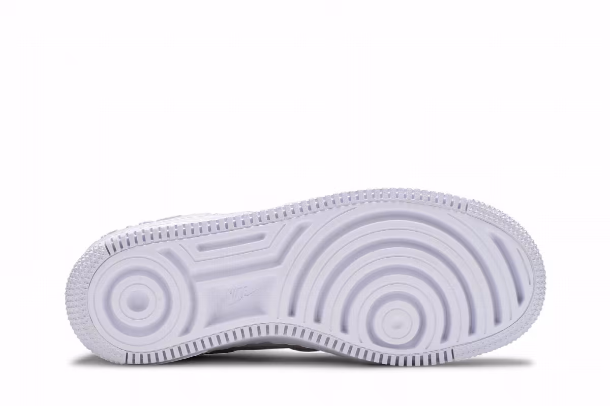 Nike Women's Air Force 1 Shadow SE Pixel Swoosh - Barely Green, view 5