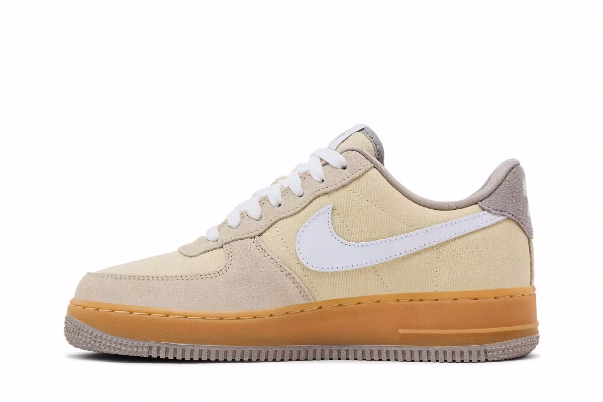 Nike Women's Air Force 1 Light Khaki College Grey Gum, view 4