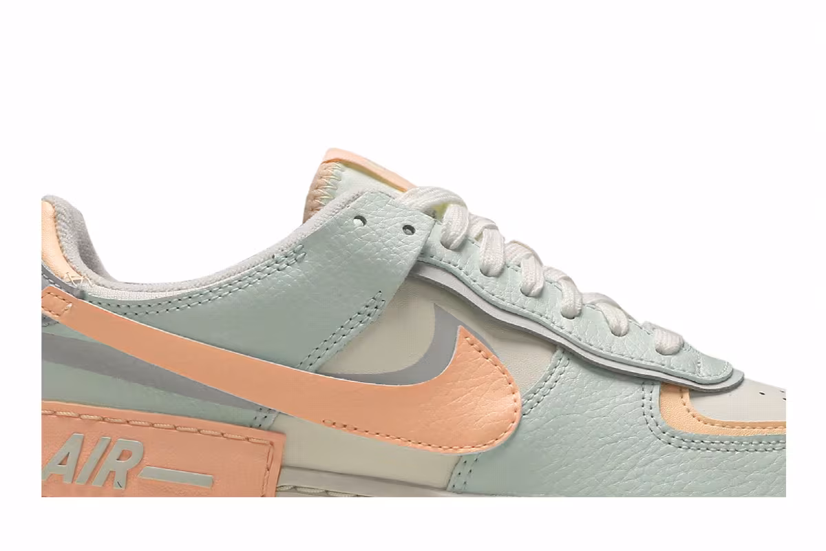 Nike Women's Air Force 1 Shadow Barely Green Crimson Tint, view 3