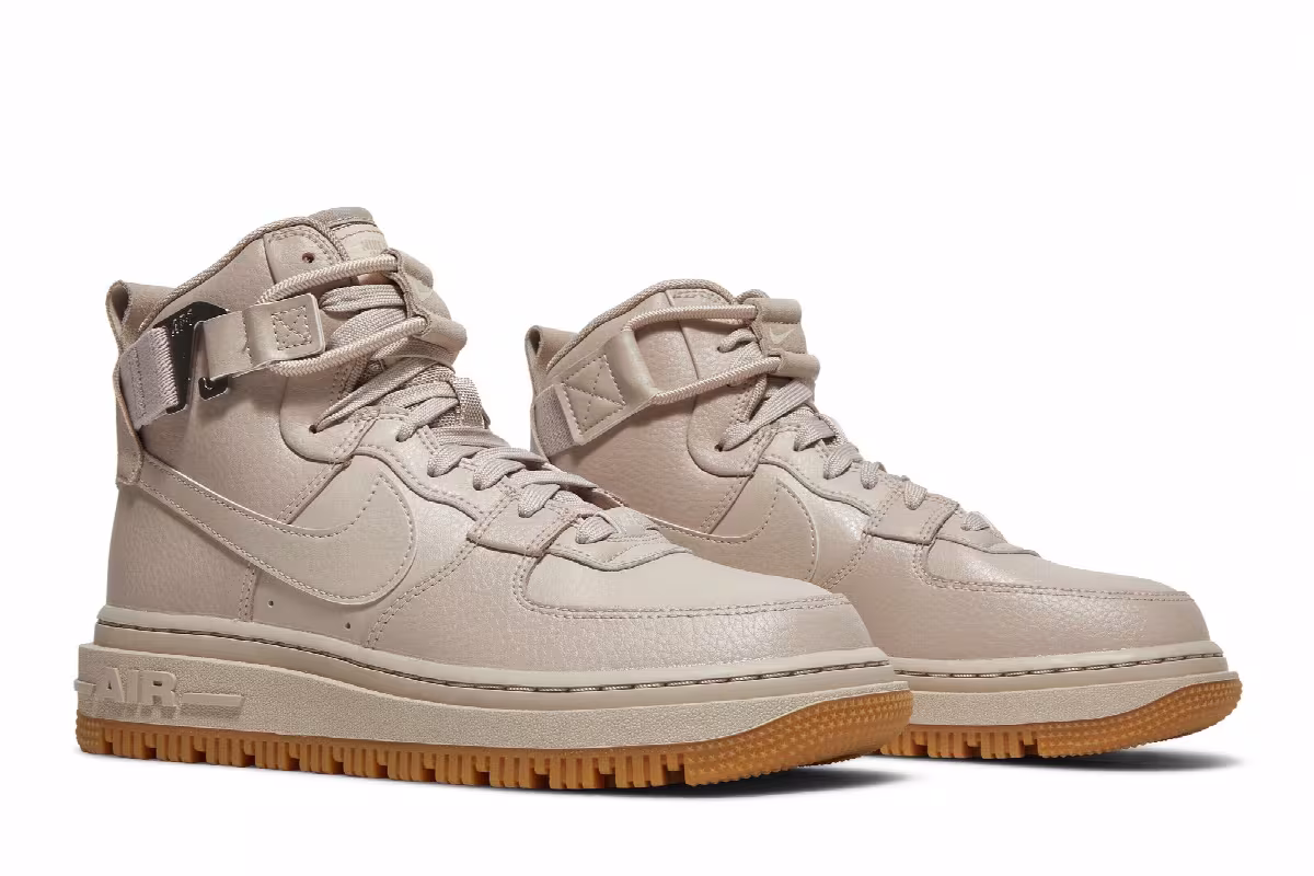 Nike Women's Air Force 1 High Utility 2.0 Arctic Pink Gum, view 9