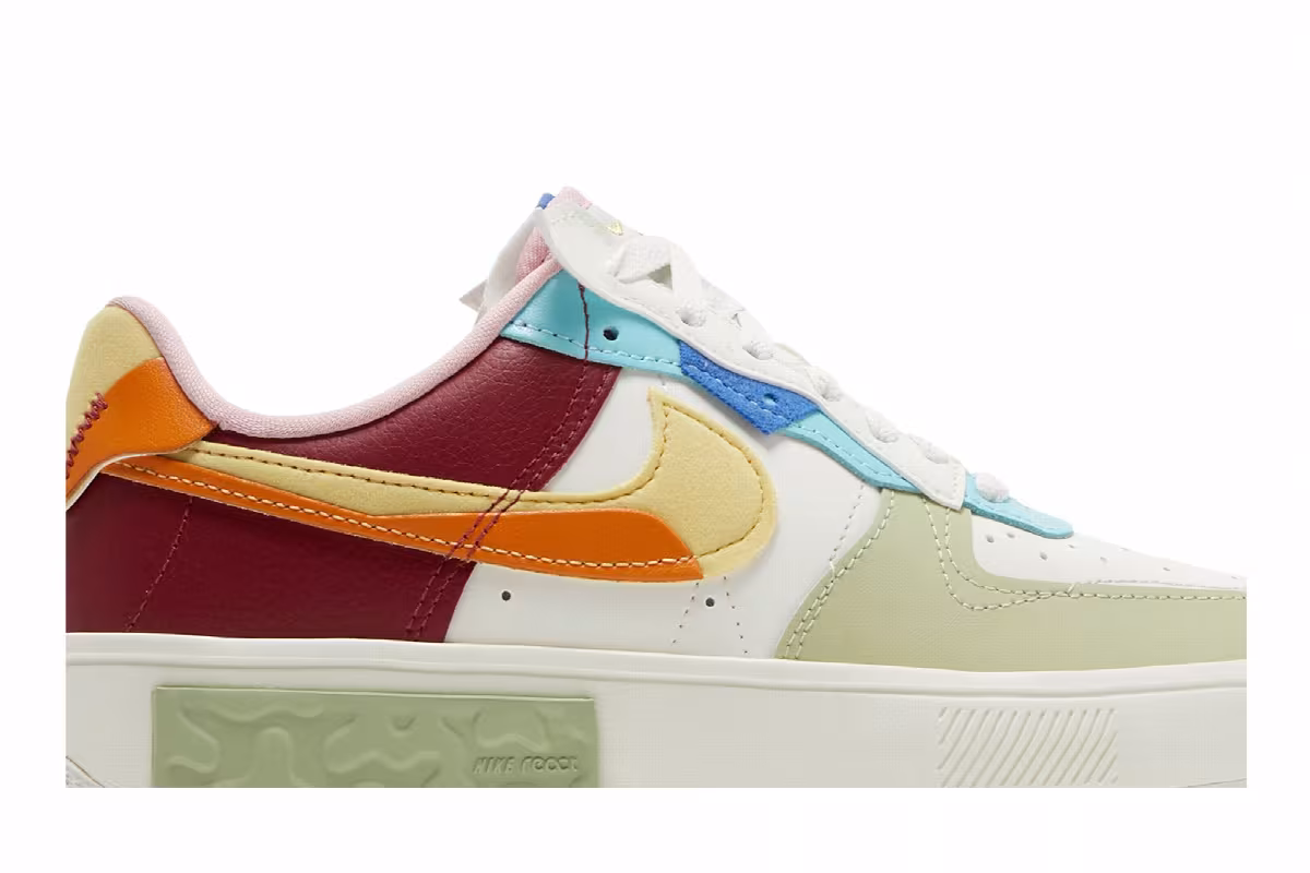 Nike Women's Air Force 1 Fontanka St. Petersburg Raves, view 3