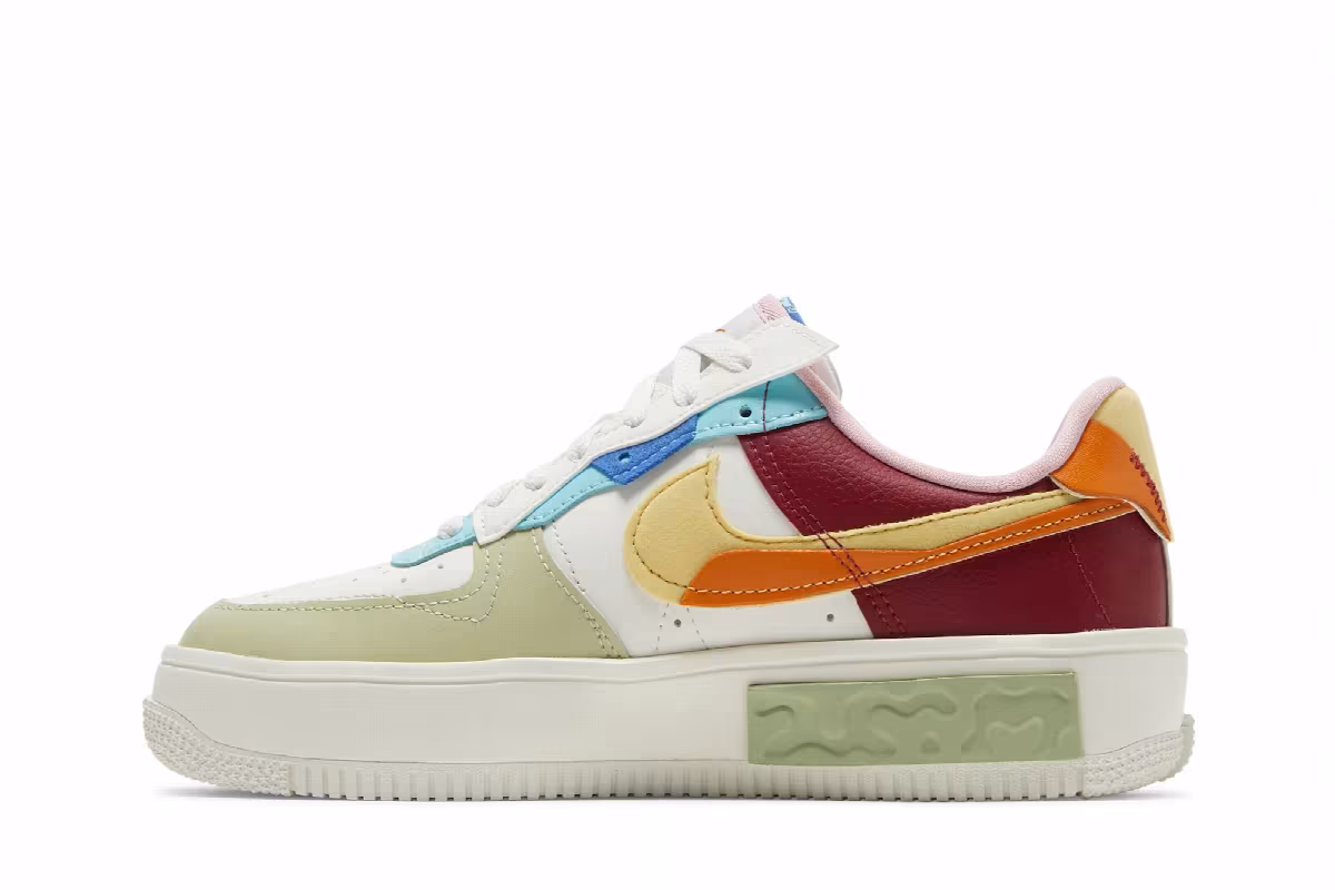 Nike Women's Air Force 1 Fontanka St. Petersburg Raves, view 4