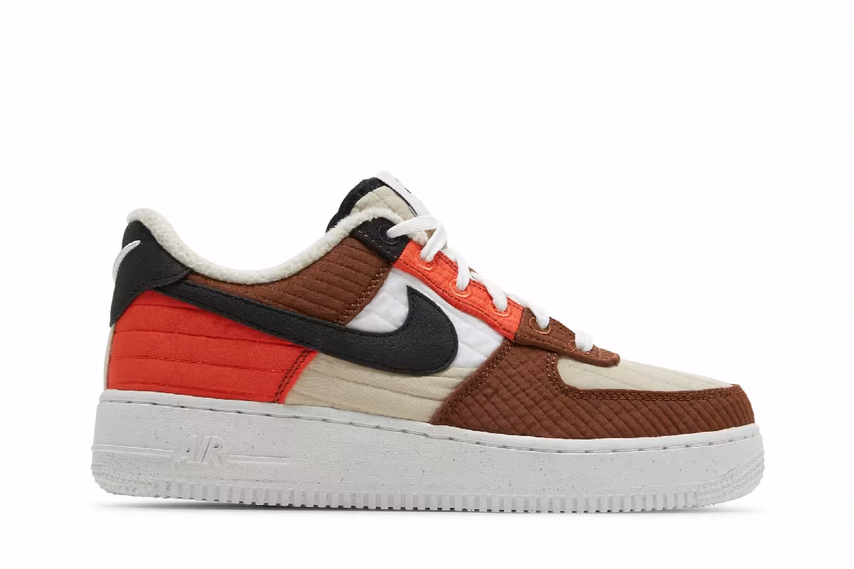 Nike Women's Air Force 1 Toasty, view 2