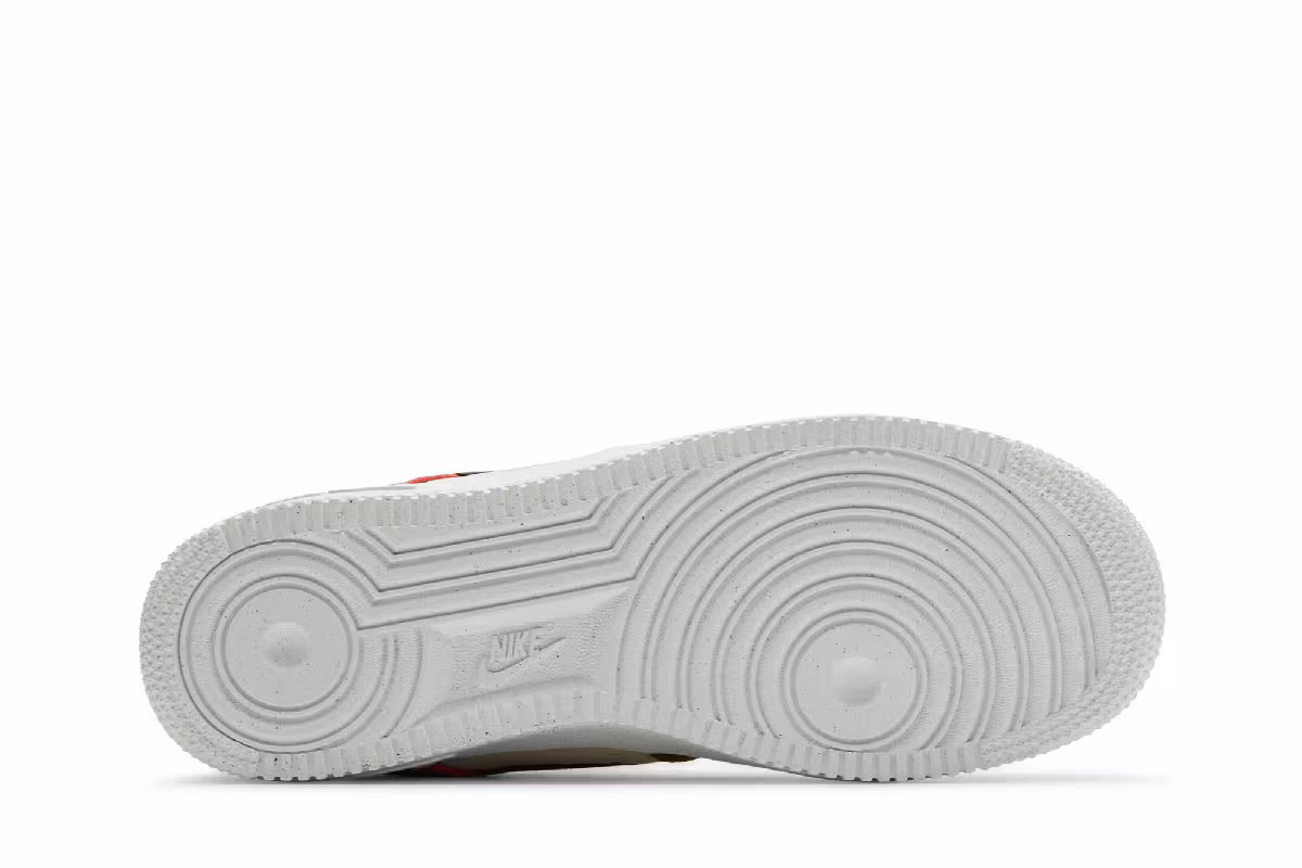 Nike Women's Air Force 1 Toasty, view 5