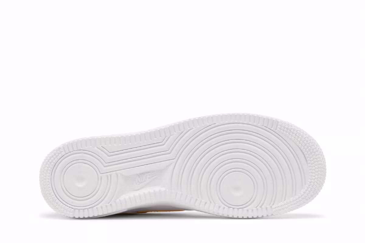 Nike Women's Air Force 1 Saturn Gold, view 5
