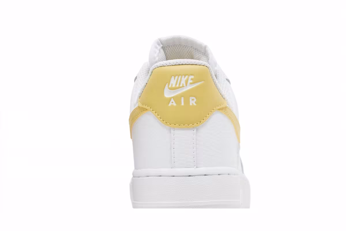 Nike Women's Air Force 1 Saturn Gold, view 8