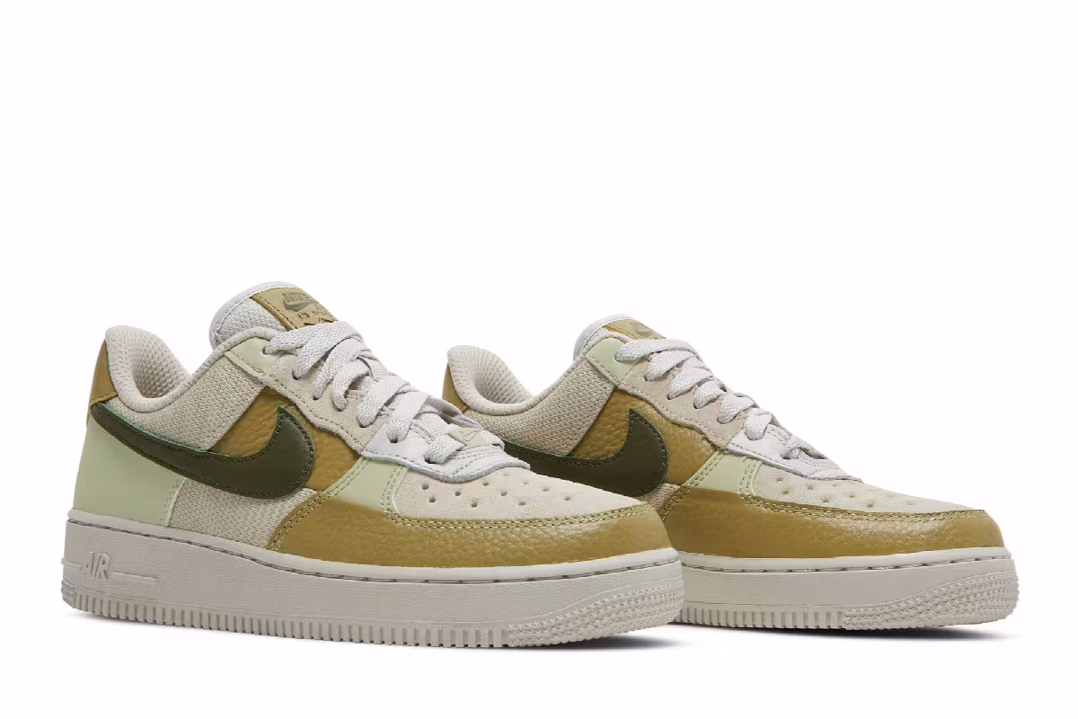 Nike Women's Air Force 1 Rough Green, view 9