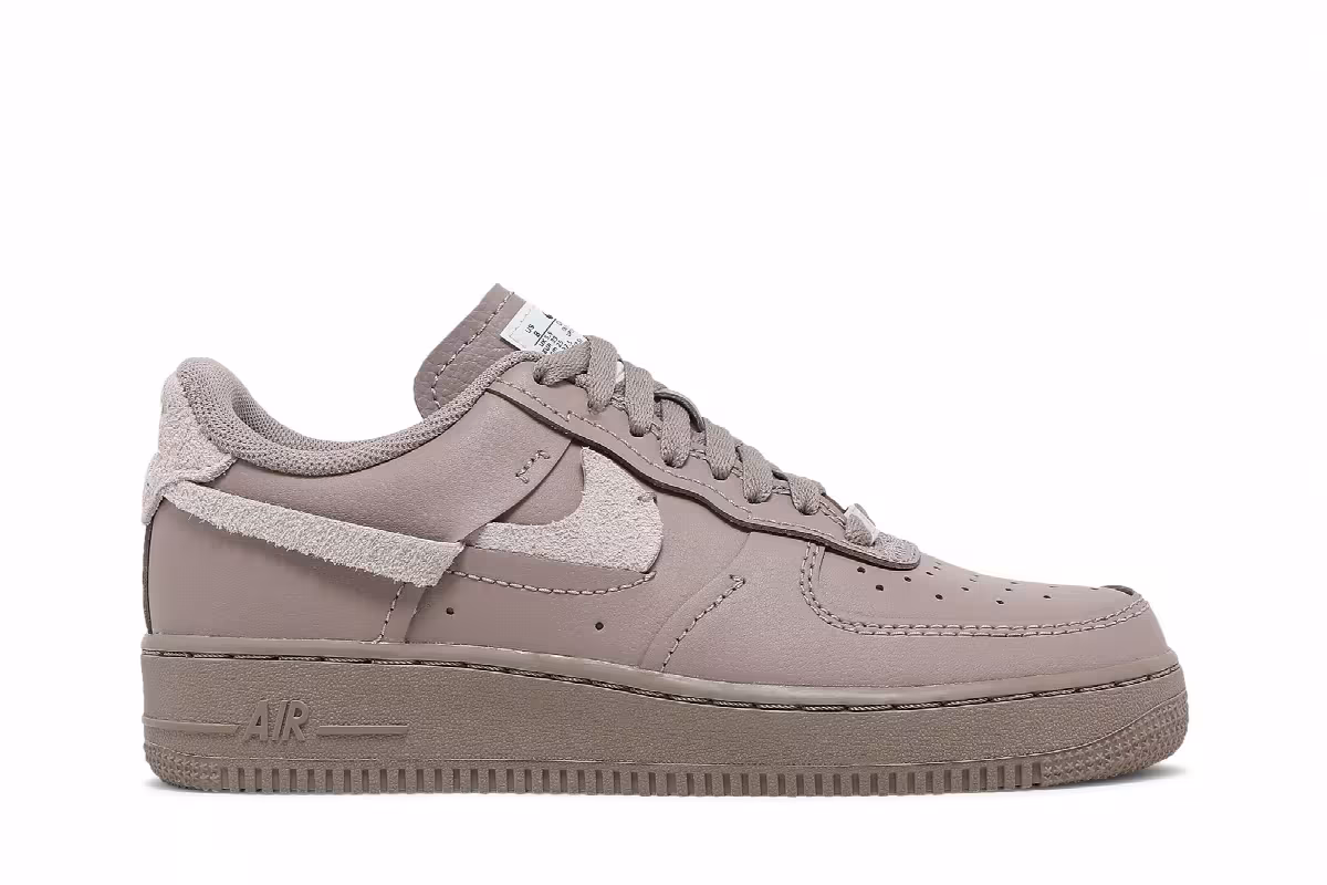 Nike Women's Air Force 1 LXX Malt, view 2