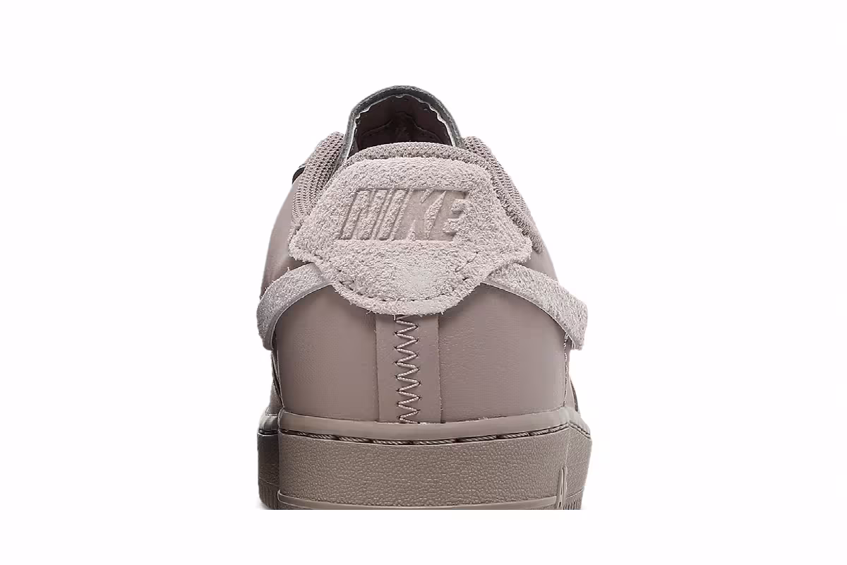 Nike Women's Air Force 1 LXX Malt, view 8