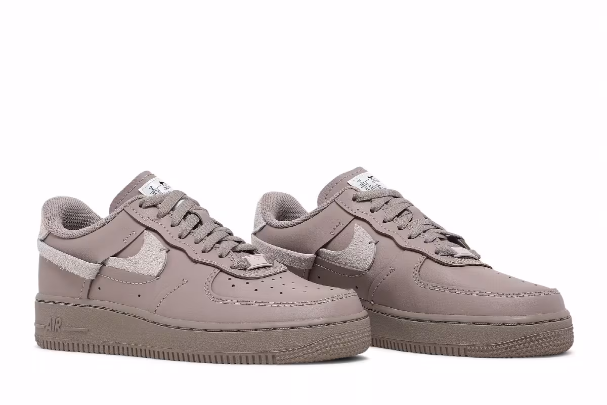 Nike Women's Air Force 1 LXX Malt, view 9