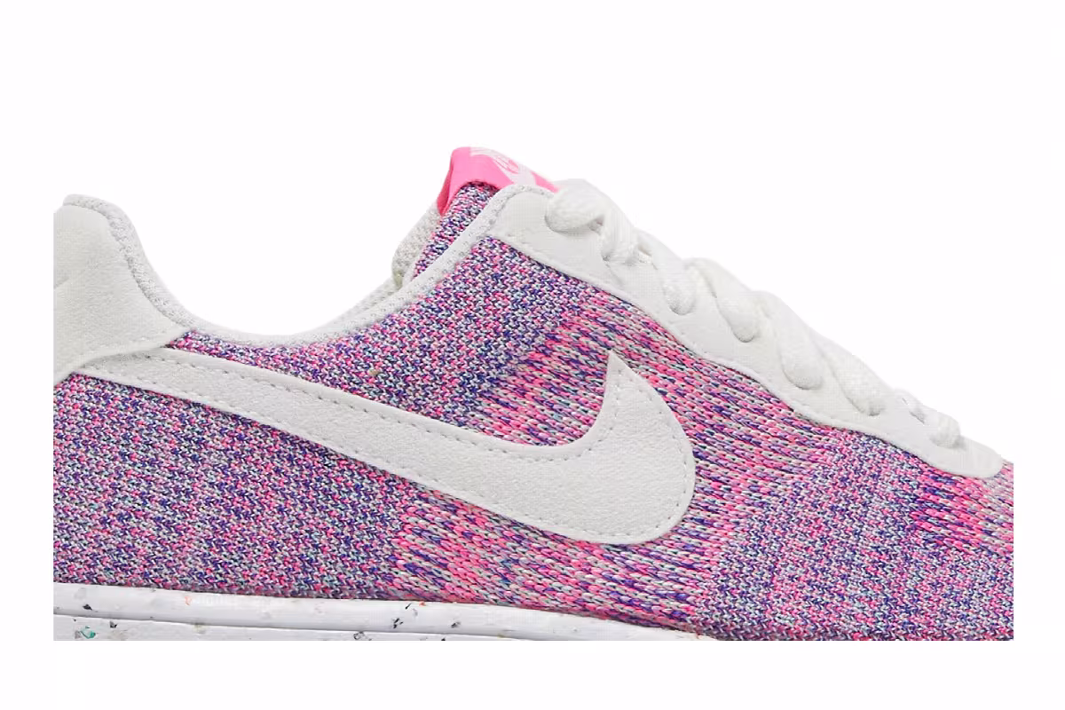 Nike Women's Air Force 1 Crater Flyknit Fuchsia Glow, view 3