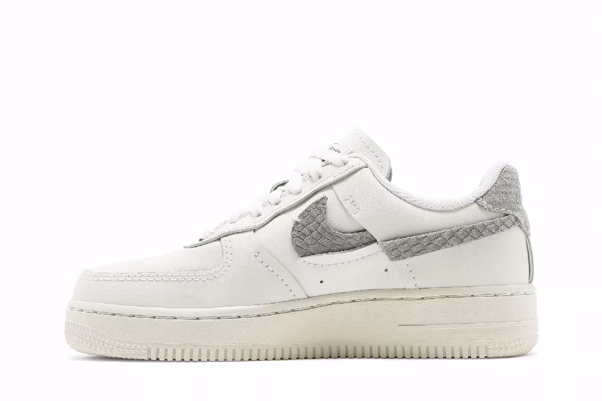 Nike Women's Air Force 1 LXX Sea Glass Python, view 4