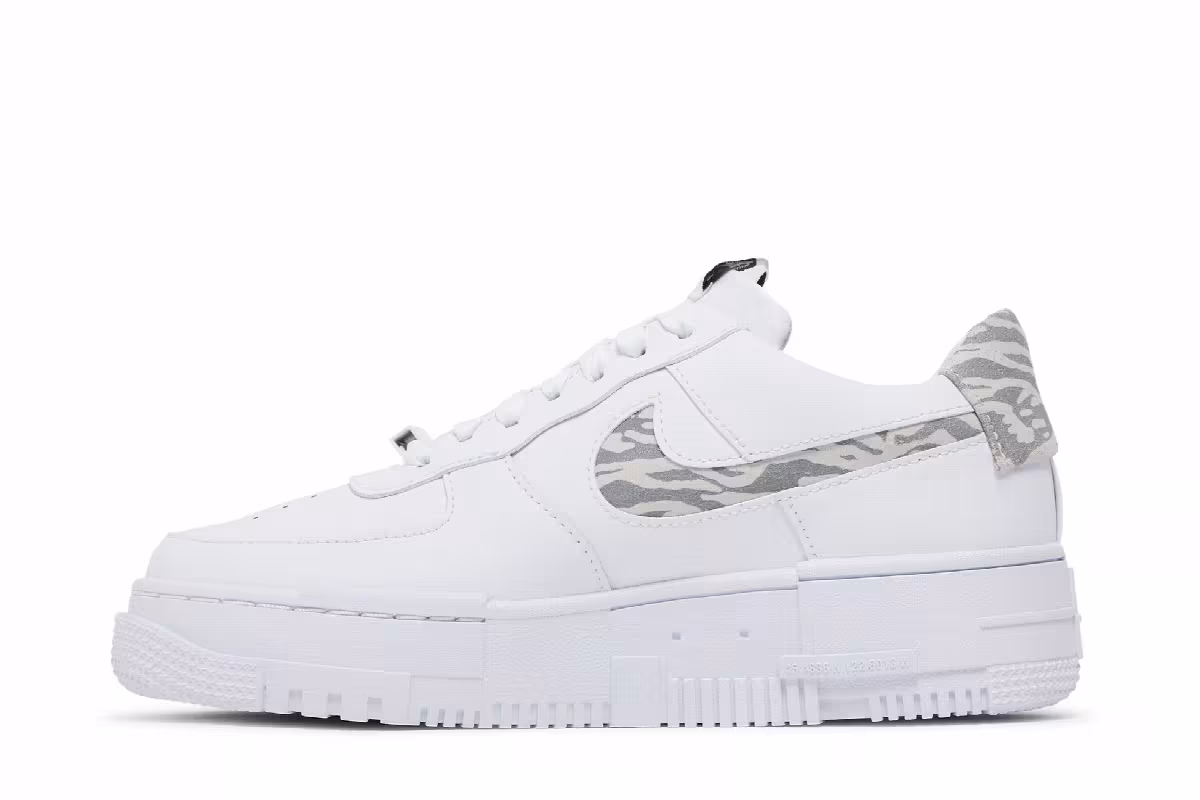 Nike Women's Air Force 1 Pixel SE Zebra, view 4